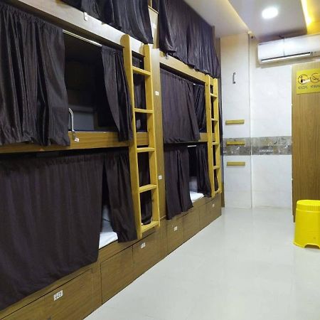 New Super Dormitory Bombaim Exterior foto